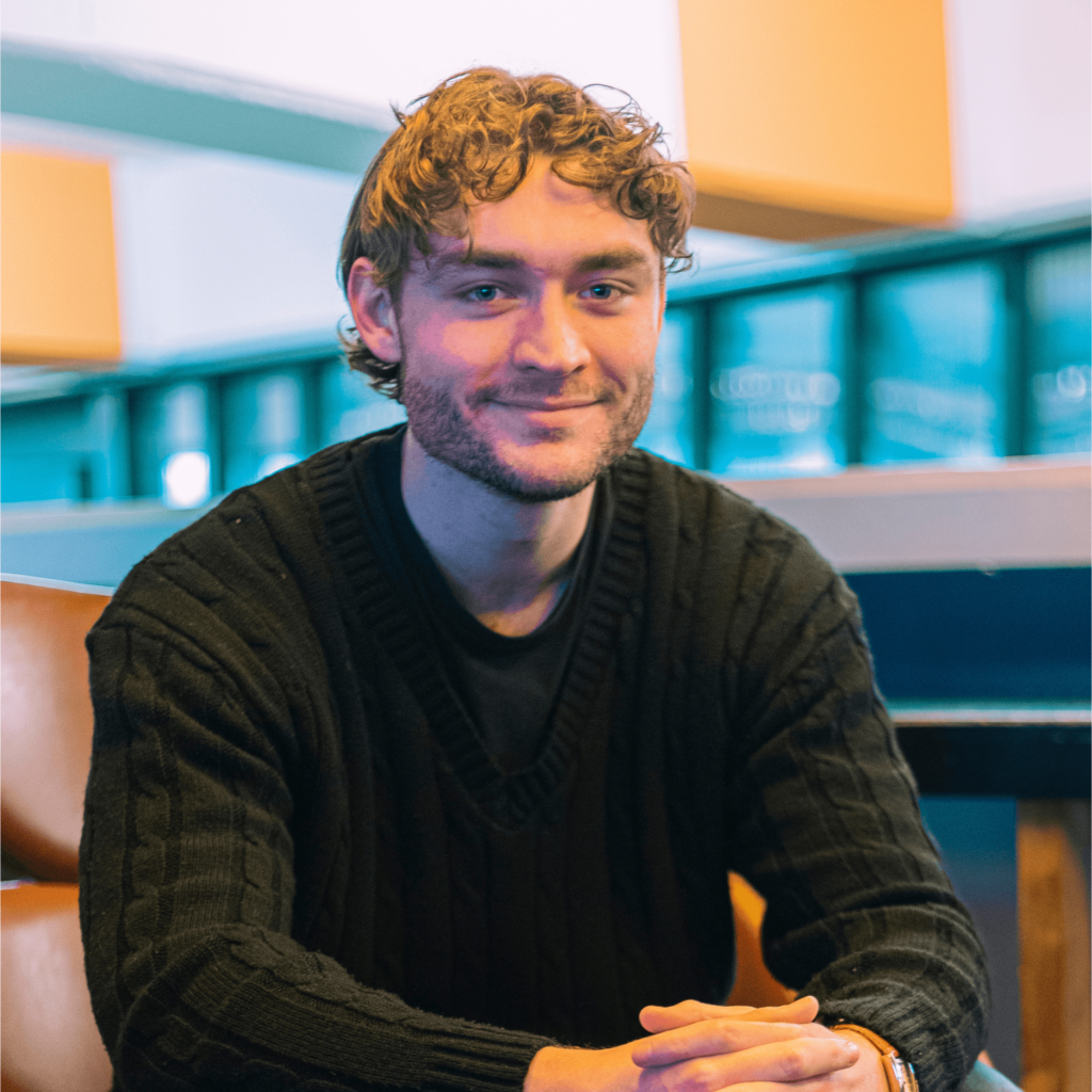 Meet Jack - a hospitality sustainability consultant with extensive experience and a passion for positive change. Committed to expanding sustainability and raising awareness of celiac disease in hospitality.